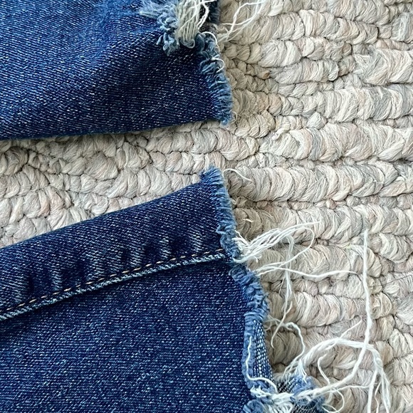 10/30 Gap universal legging denim - Picture 3 of 3